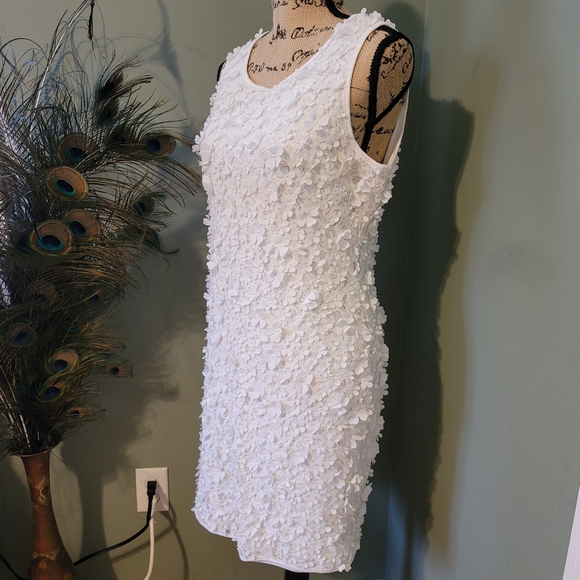 Nina Leonard Sz XL White Lacy Floral Embellished Stretch Dress. - Picture 6 of 16
